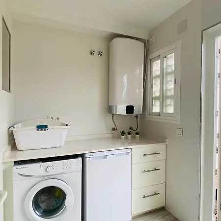 Benaplaya - Fantastica Casa Con Terraza & Piscina, Playa A 200 Metros * Malaga