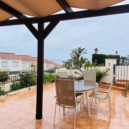 Apartment Benaplaya - Fantastica Casa Con Terraza & Piscina, Playa A 200 Metros