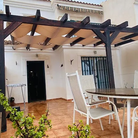 Benaplaya - Fantastica Casa Con Terraza & Piscina, Playa A 200 Metros * Malaga