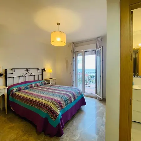 Apartment Benaplaya - Fantastica Casa Con Terraza & Piscina, Playa A 200 Metros Malaga
