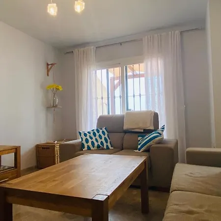 Benaplaya - Fantastica Casa Con Terraza & Piscina, Playa A 200 Metros Apartment